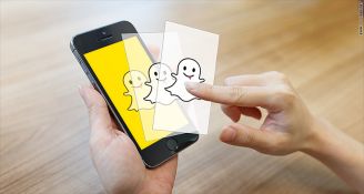 2019/06/snapchat-employees-spy-users.jpg